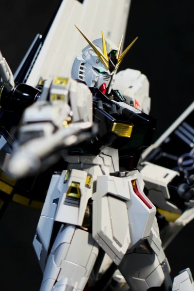 MG 1/100 RX-93  ν高达  Ka版 钛金质感