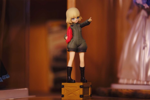 Special Figures 少女与战车 剧场版 卡秋莎 