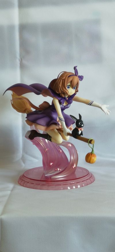 请问您今天要来点兔子吗？BLOOM 保登心爱 (奇幻万圣节)