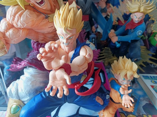 DXF 龙珠超：超级人造人 超级赛亚人孙悟饭