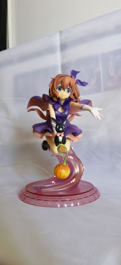 请问您今天要来点兔子吗？BLOOM 保登心爱 (奇幻万圣节)