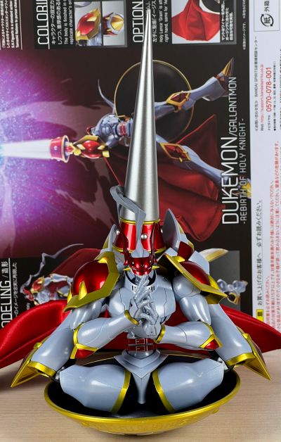 S.H.Figuarts 数码宝贝03 驯兽师之王 红莲骑士兽 -圣骑士重生-