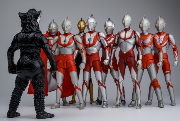 S.H.Figuarts   美弗拉斯星人  奥特曼55周年纪念版