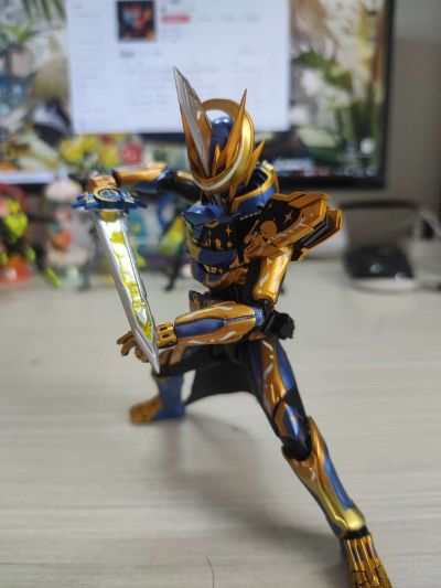S.H.Figuarts   假面骑士刀剑 天方骑士谭