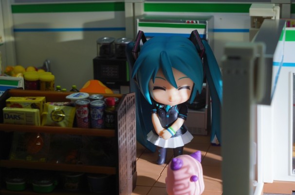 粘土人 #251 VOCALOID 初音未来 全家便利店版