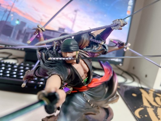 P.O.P 航海王“WA-MAXIMUM”罗罗诺亚·索隆 Ver.鬼气 九刀流“阿修罗”