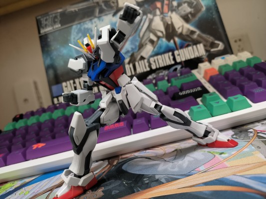 HGCE 机动战士高达 SEED GAT-X105+AQM/E-X01 翔翼型强袭高达