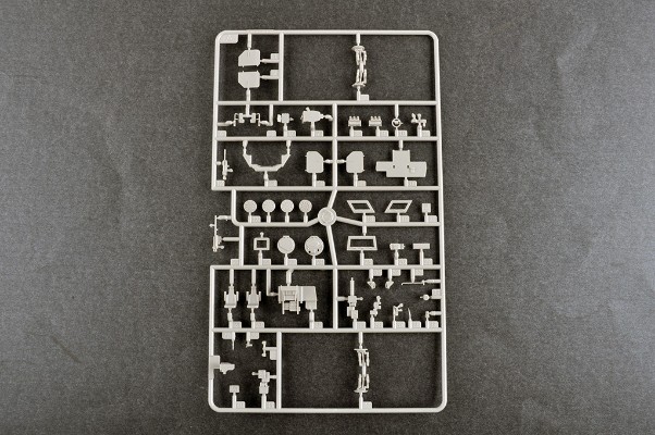 编号：07401 1/72 装甲车辆系列 德国 “小狐” 轻型 装甲侦察车 （荷兰型）