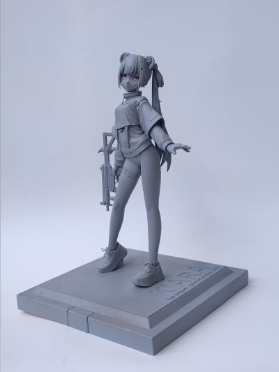 CHE手办原型大赛参赛品 Kiara（雪糕突击队）