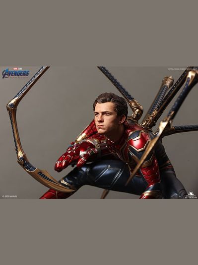 漫威系列 复仇者联盟4：终局之战 钢铁蜘蛛侠 全身像