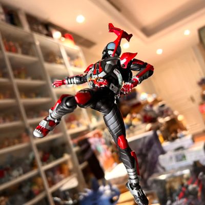 S.H.Figuarts(真骨雕制法)   假面骑士甲斗王 超越形态
