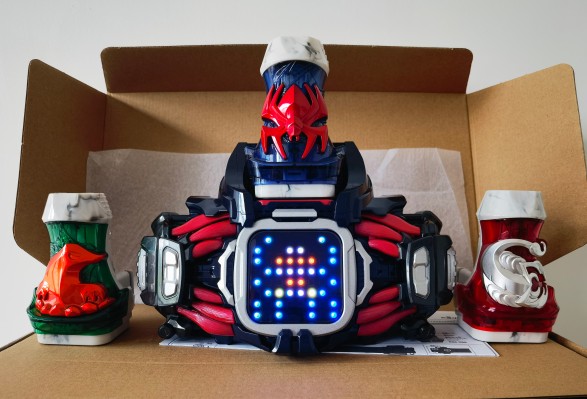 假面骑士利维斯系列 变身腰带 DX戴蒙斯驱动器