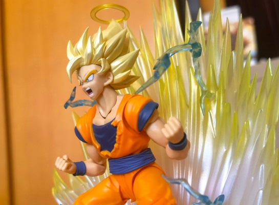 S.H.Figuarts  超级赛亚人2孙悟空 -专属版-