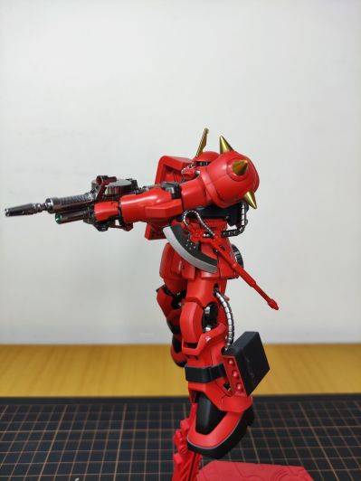 HGUC 1/144 	机动战士高达0083 星尘的回忆 	MS-06F2 扎古II后期型 联邦样式