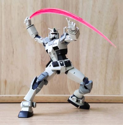 ROBOT魂 ＜机动战士系列＞ 机动战士高达 RX-78-3 G-3高达  剧中版 ～实战标识～