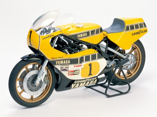 1/12 摩托车系列 No.1 雅马哈 YZR500 G.P. 赛车手