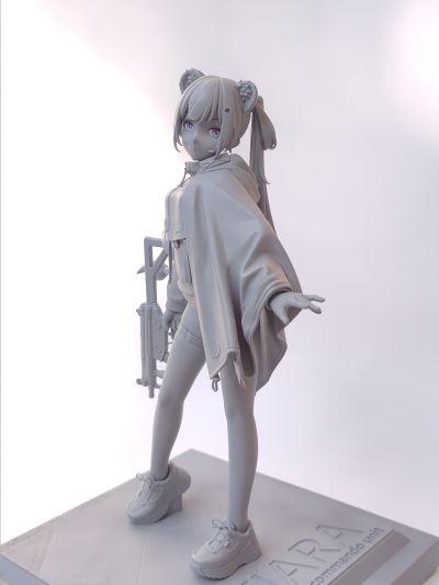 CHE手办原型大赛参赛品 Kiara（雪糕突击队）