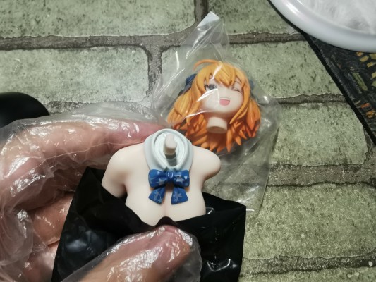 一脸嫌弃的让你看胖次 偶像Yuina