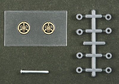 1/12 摩托车系列 No.98 雅马哈 YZR-M1'04 No.46/No.17