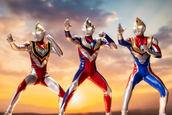 英雄勇像 戴拿奥特曼 戴拿奥特曼（闪亮型）