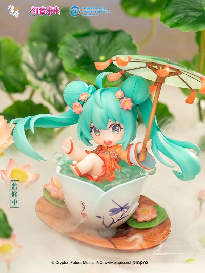 初音未来 荷塘嬉戏