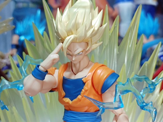 S.H.Figuarts  超级赛亚人2孙悟空 -专属版-