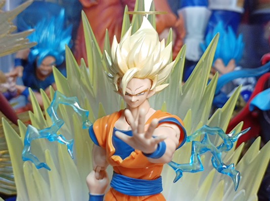 S.H.Figuarts  超级赛亚人2孙悟空 -专属版-