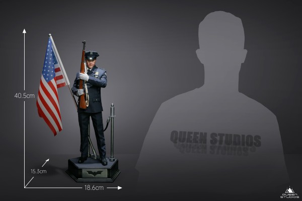 DC系列 蝙蝠侠：黑暗骑士 小丑 警服 全身像