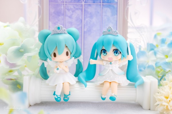 MP 小坐系列 初音未来 15周年纪念款