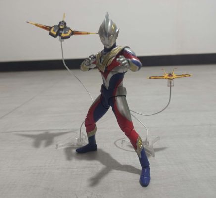 S.H.Figuarts  胜利飞燕一号与胜利飞燕二号