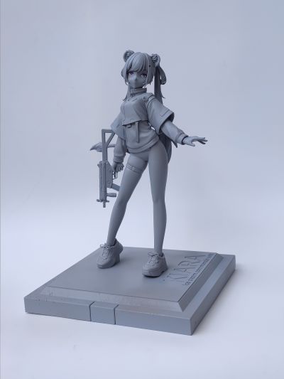 CHE手办原型大赛参赛品 Kiara（雪糕突击队）