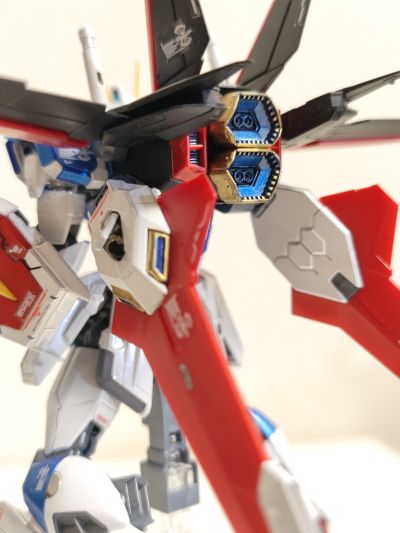RG 1/144 机动战士高达SEED DESTINY  ZGMF-X56S/β 威力/强攻型脉冲高达 钛金属色电镀版