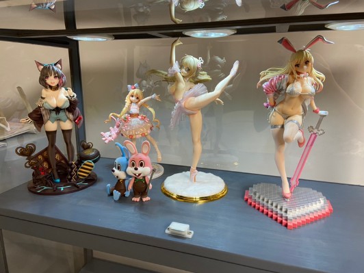 宇佐田美海 金色版