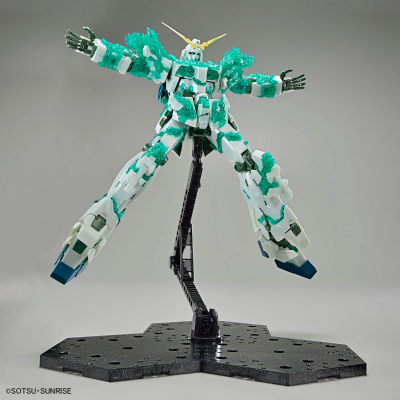 MG  高达基地限定 机动战士高达独角兽 独角兽高达（光之结晶体）