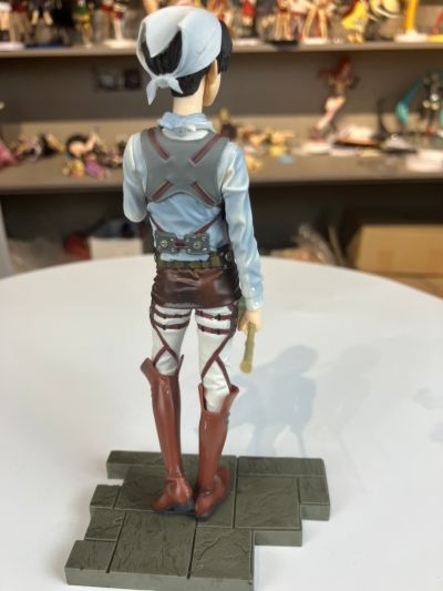 DXF 手办 进击的巨人 	利威尔 大扫除 Ver. 