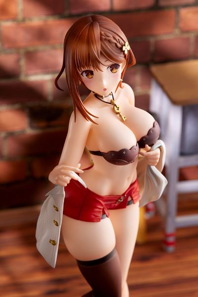 莱莎的炼金工房2：失落的传说与秘密妖精 莱莎 （莱莎琳・斯托特）换装时刻