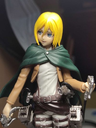 进击的巨人 克里斯塔·连兹