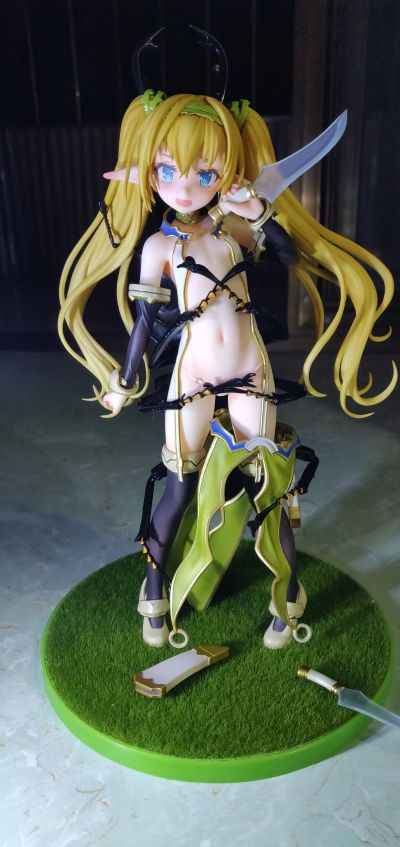 REVOGEO 长颈鹿锯锹