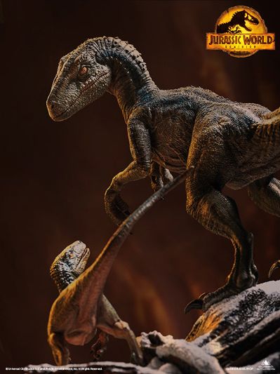 侏罗纪世界3 Blue 和 Beta 全身像