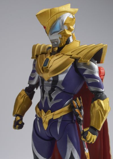 S.H.Figuarts 捷德奥特曼 尊皇形态