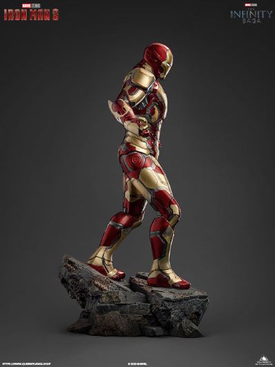 漫威系列 钢铁侠3 钢铁侠 42号装甲 全身像