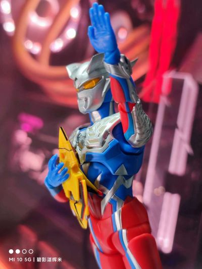 S.H.Figuarts  胜利飞燕一号与胜利飞燕二号