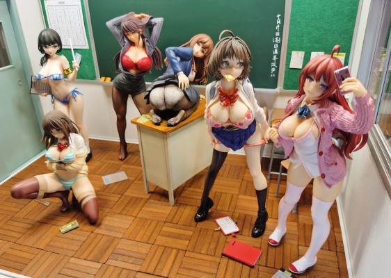 风纪委员：你们，在干什么！