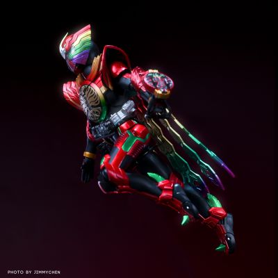 S.H.Figuarts(真骨雕制法) 假面骑士欧兹 十周年 复活的核心硬币 假面骑士欧兹 永恒鹰雀鹫联组