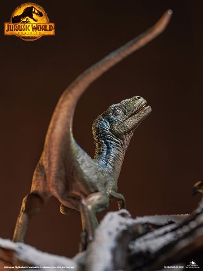 侏罗纪世界3 Blue 和 Beta 全身像