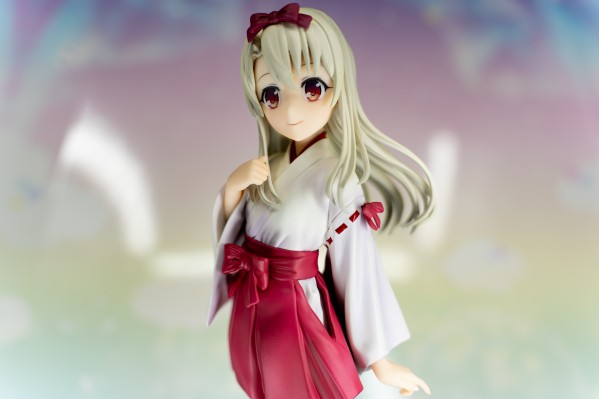 Fate/kaleid liner 魔法少女伊莉雅 伊莉雅丝菲尔・冯・爱因兹贝伦 巫女服