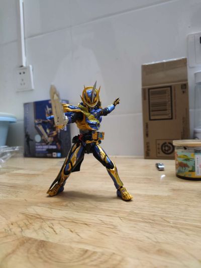 S.H.Figuarts   假面骑士刀剑 天方骑士谭