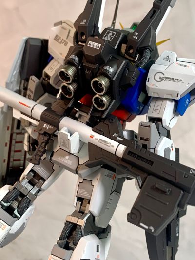 RG  RX-178 Mk-II高达 Limited Color Ver.