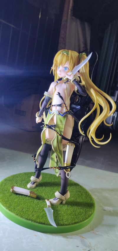 REVOGEO 长颈鹿锯锹