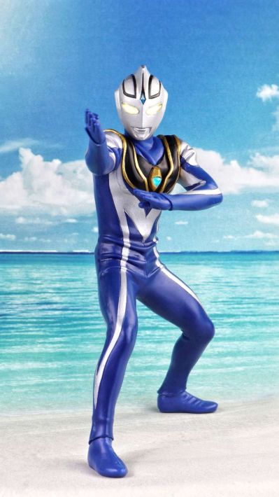 英雄勇像 盖亚奥特曼 阿古茹奥特曼 V2型 A款